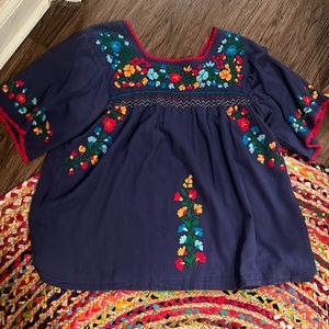 Siren vintage peasant embroidered Mexican style top- large